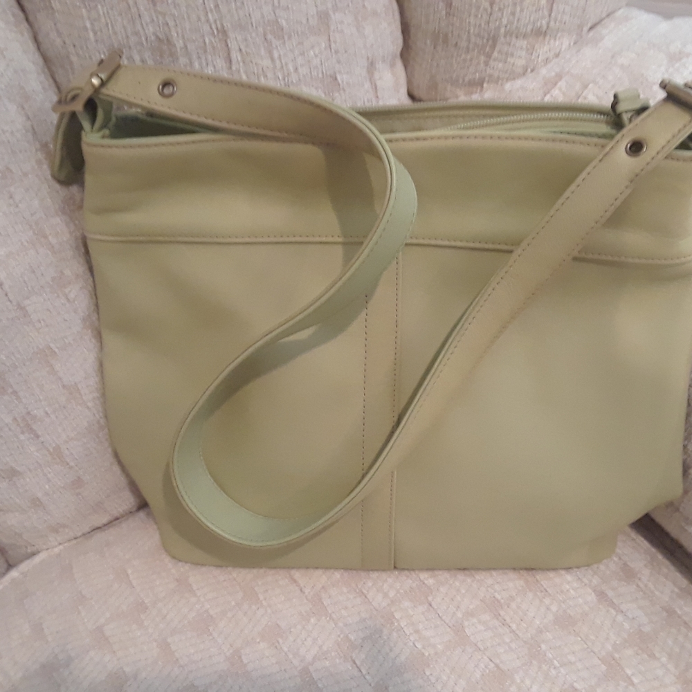 Mint Green Leather Handbag w/Vinyl Trim